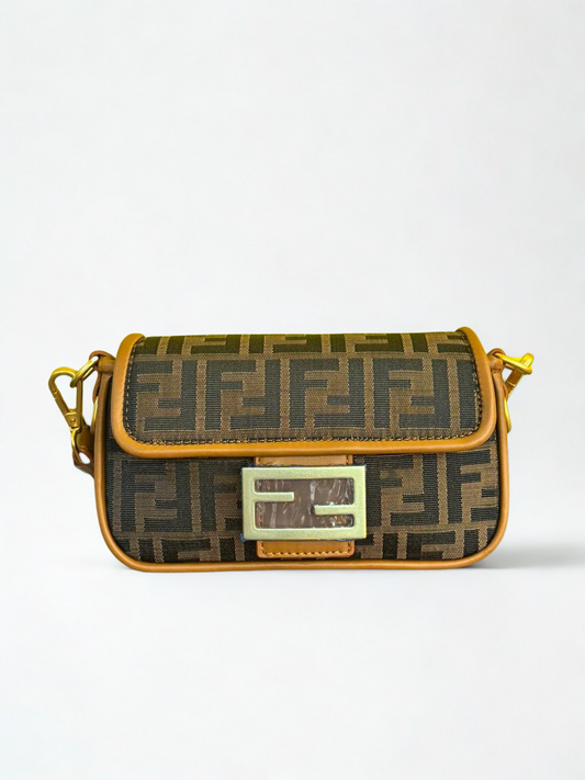 FENDİ Mini Askılı Çanta