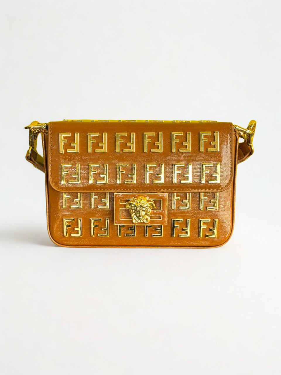 FENDACE Lüx Altın Kaplamalı Çanta