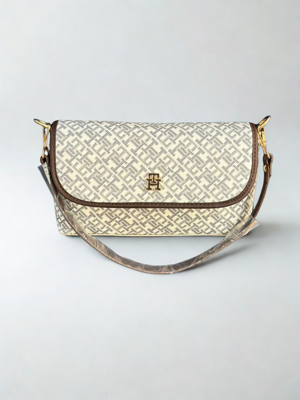 Kapaklı Desenli Klasik El ve Omuz Çantası