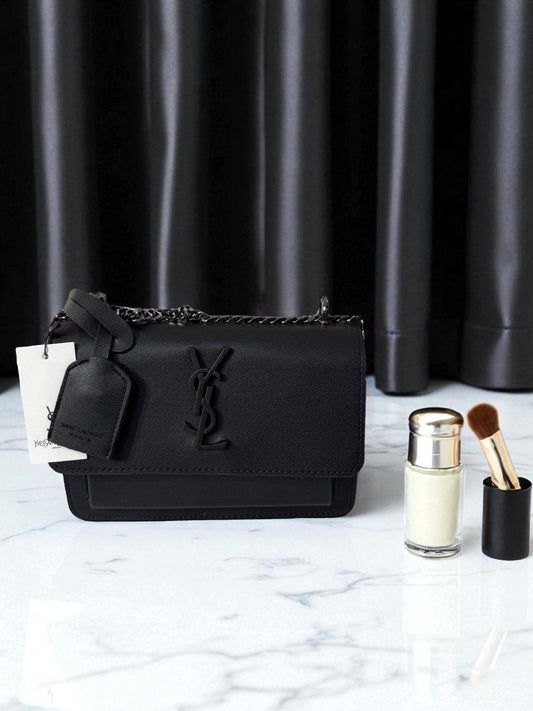 Yves Saint Laurent Kapaklı Çanta