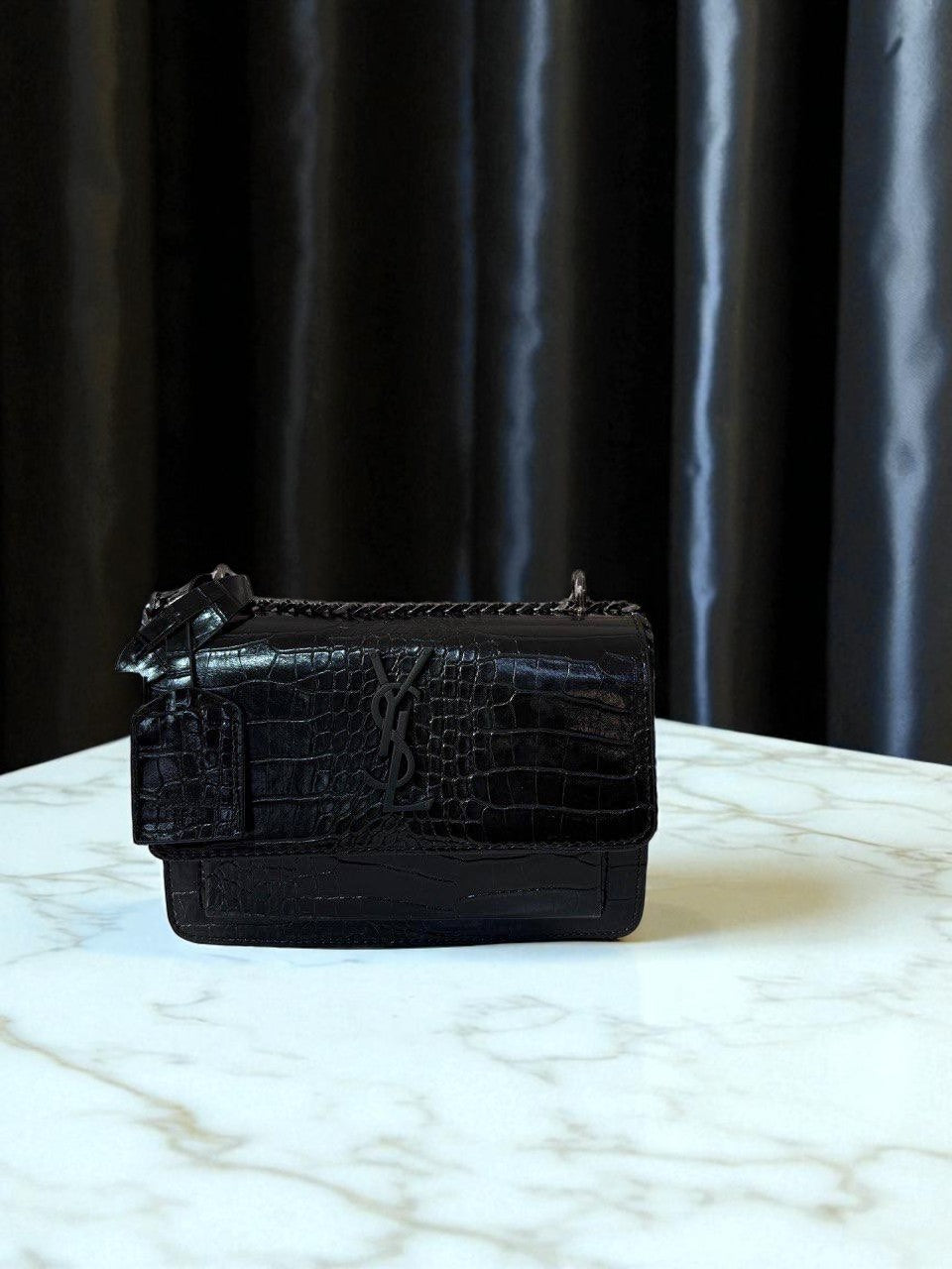 Yves Saint Laurent Kapaklı Çanta