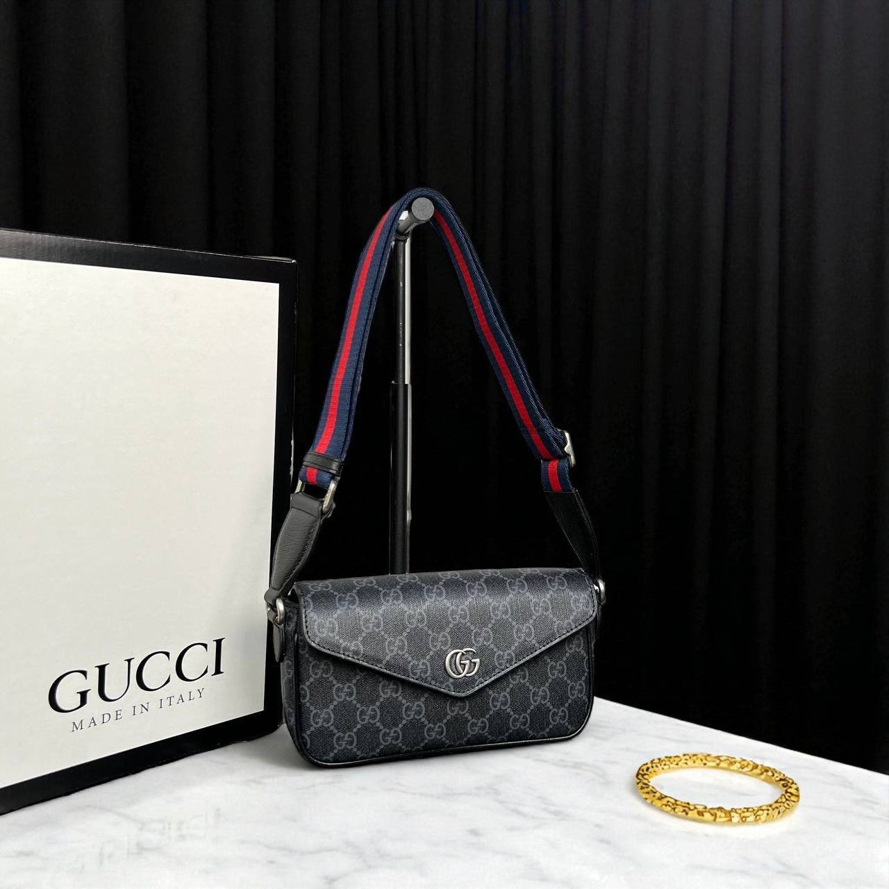 GUCCİ Spor Askılı Çanta