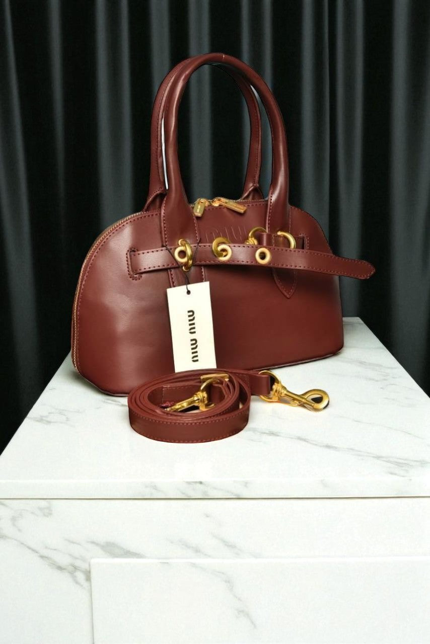 MİU MİU D MODEL ÇANTA