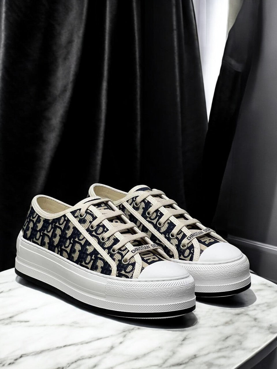 DİOR PLATFORM SNEAKER