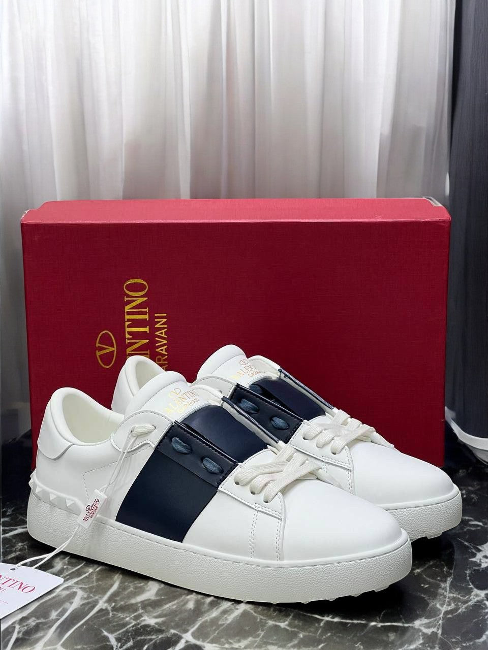 VALENTİNO BLUE WALK