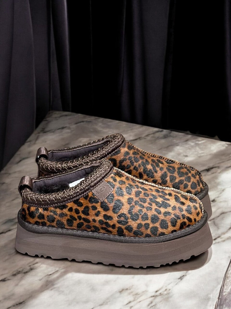 UGG PLATFORM LEOPAR