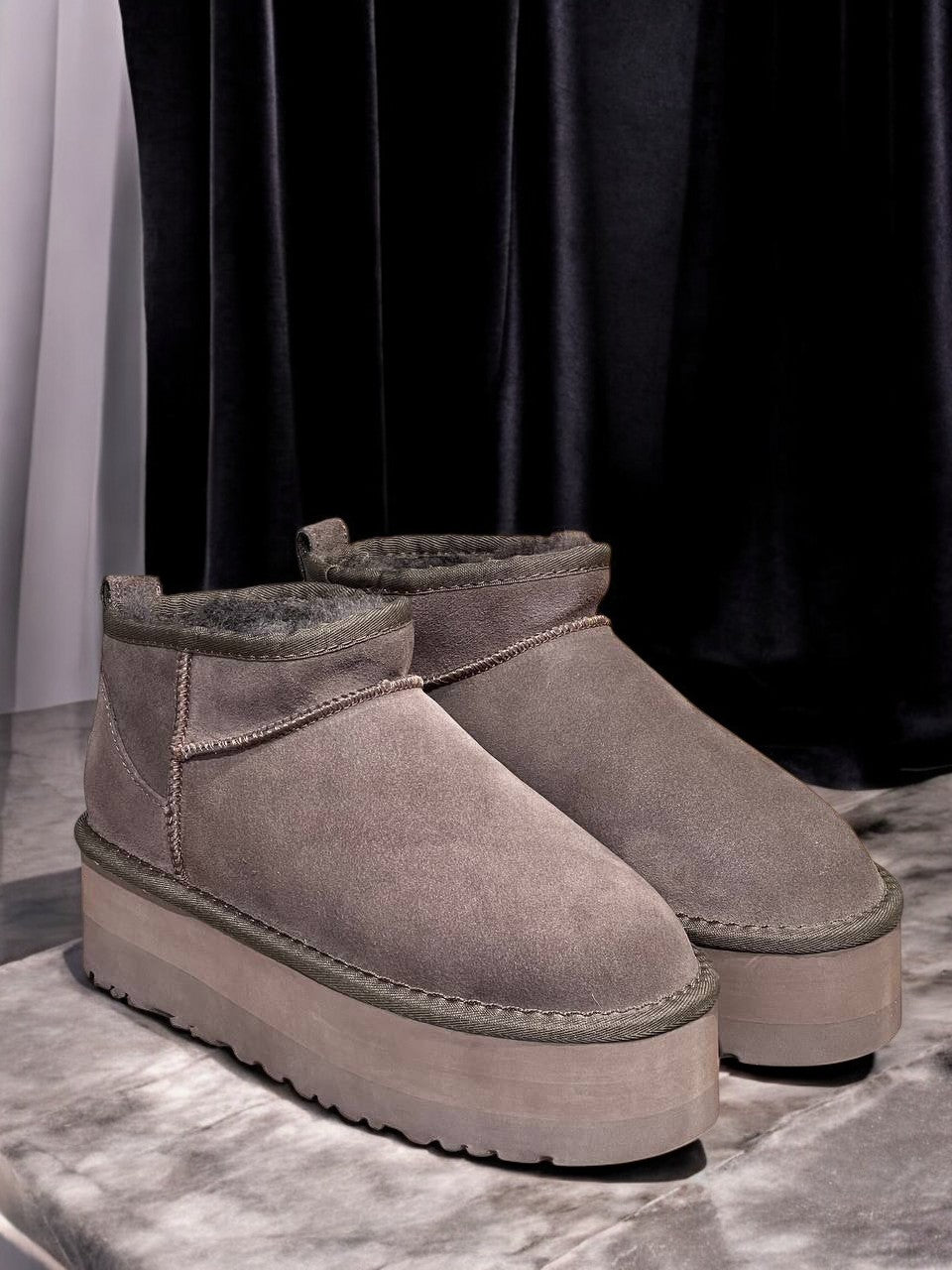 UGG CLASSİC PLATFORM